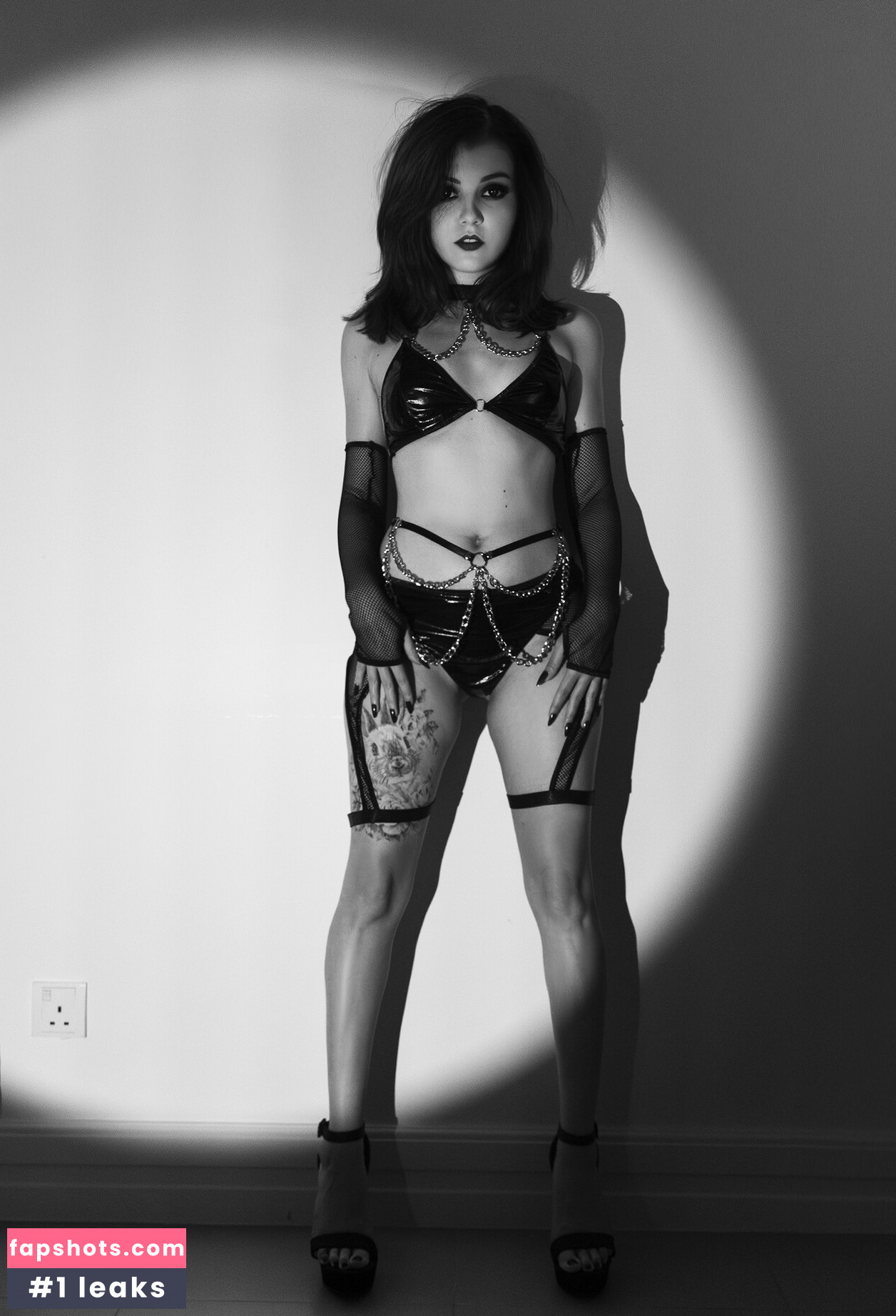 Olyashaa gallery photo #128