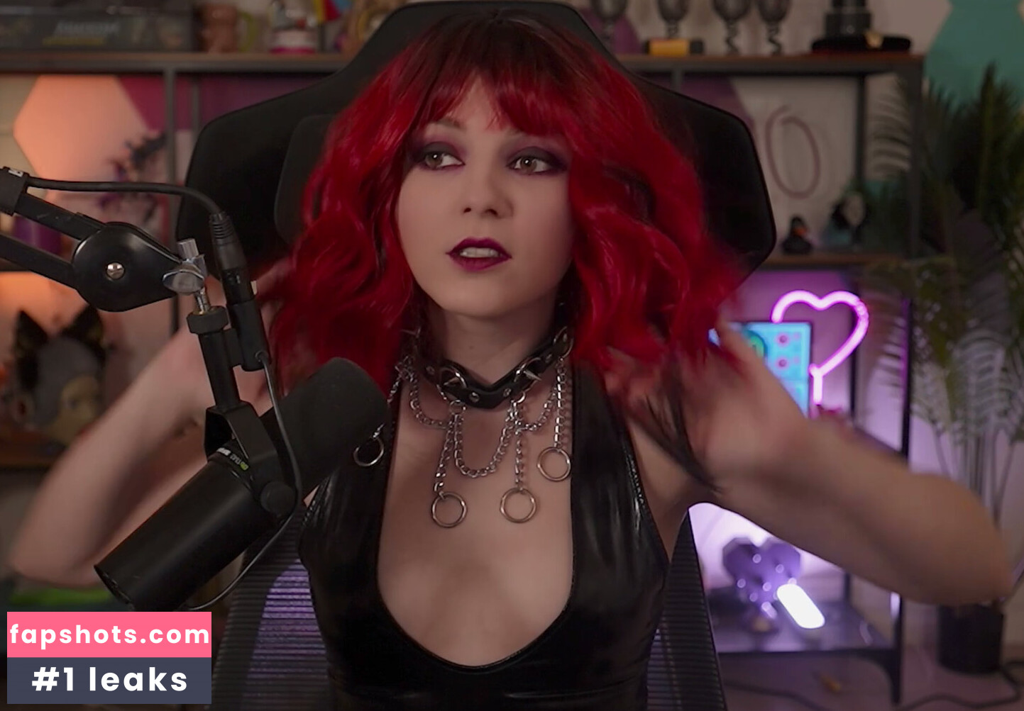 Olyashaa gallery photo #3