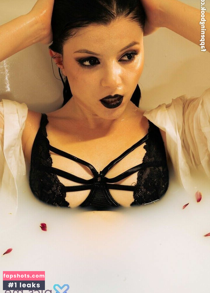 Olyashaa gallery photo #35