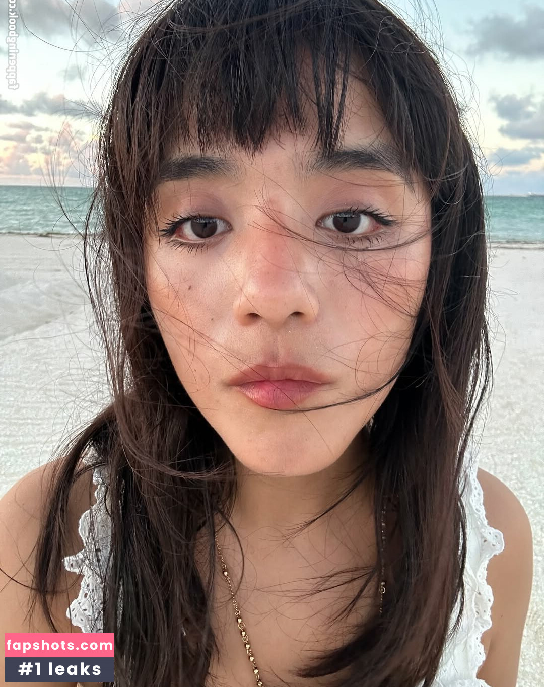 Om4ly gallery photo #38