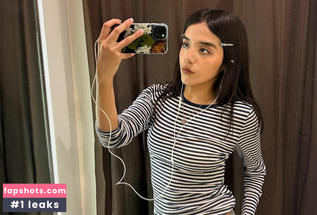 Om4ly gallery photo #9