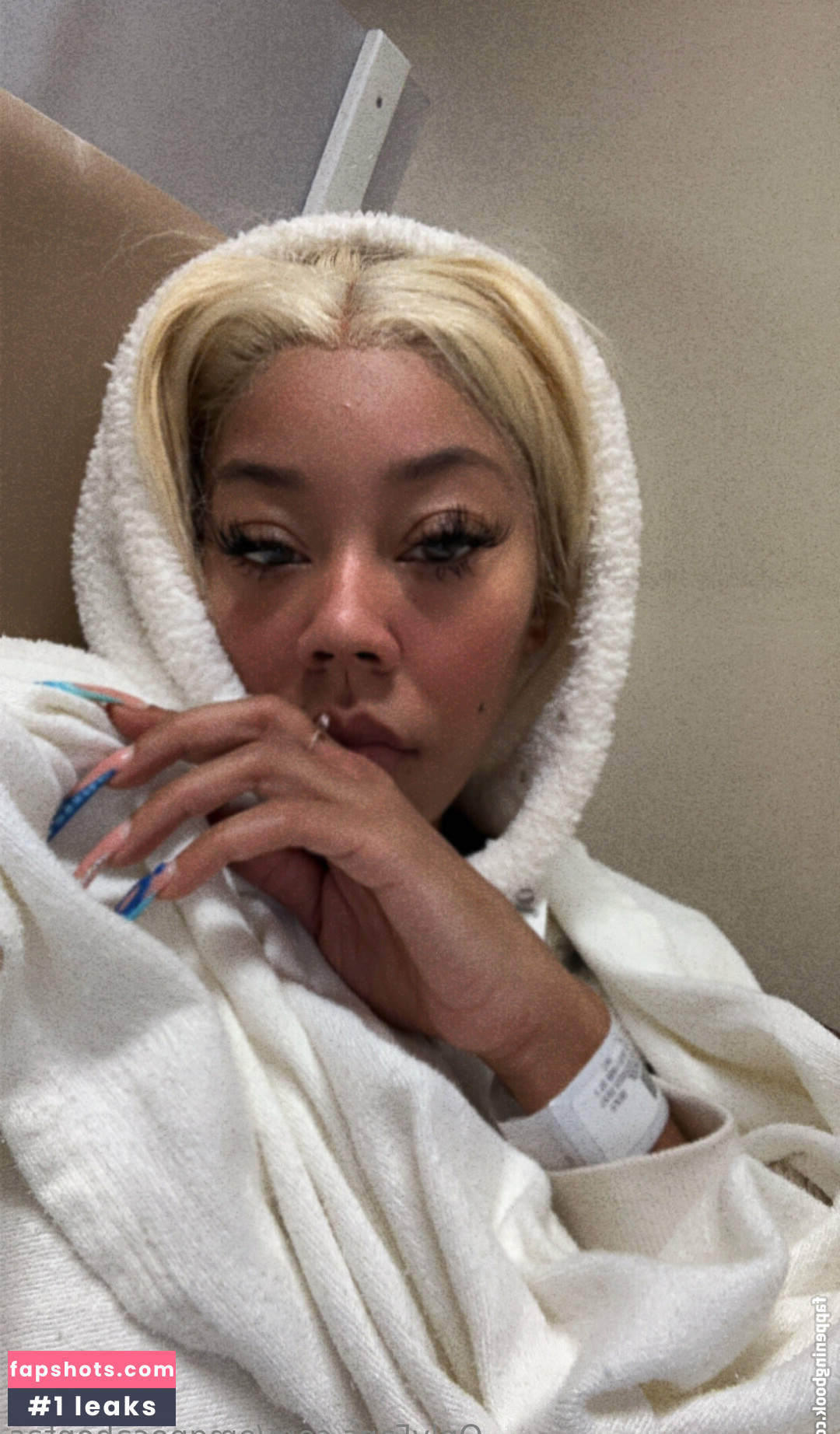 omgpocahontas Nude Leaks OnlyFans Photos #6 - Fapshots