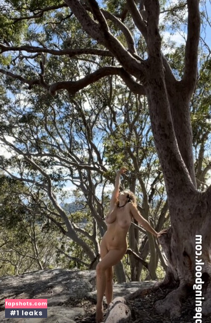 Ondine Mirosch gallery photo #163