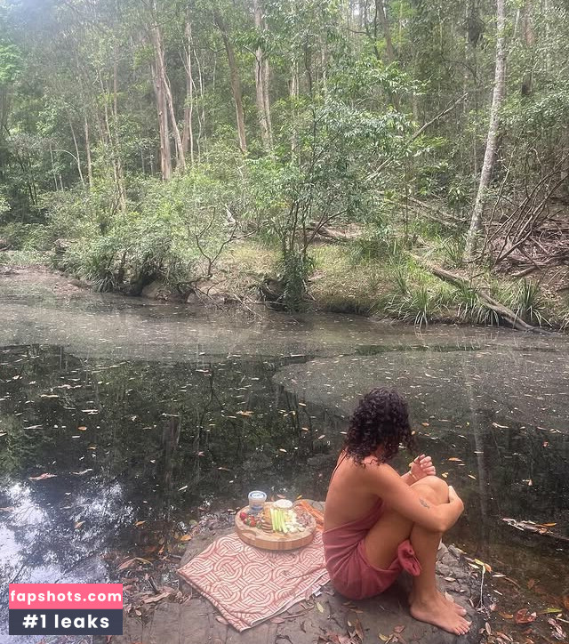 Ondine Mirosch gallery photo #74