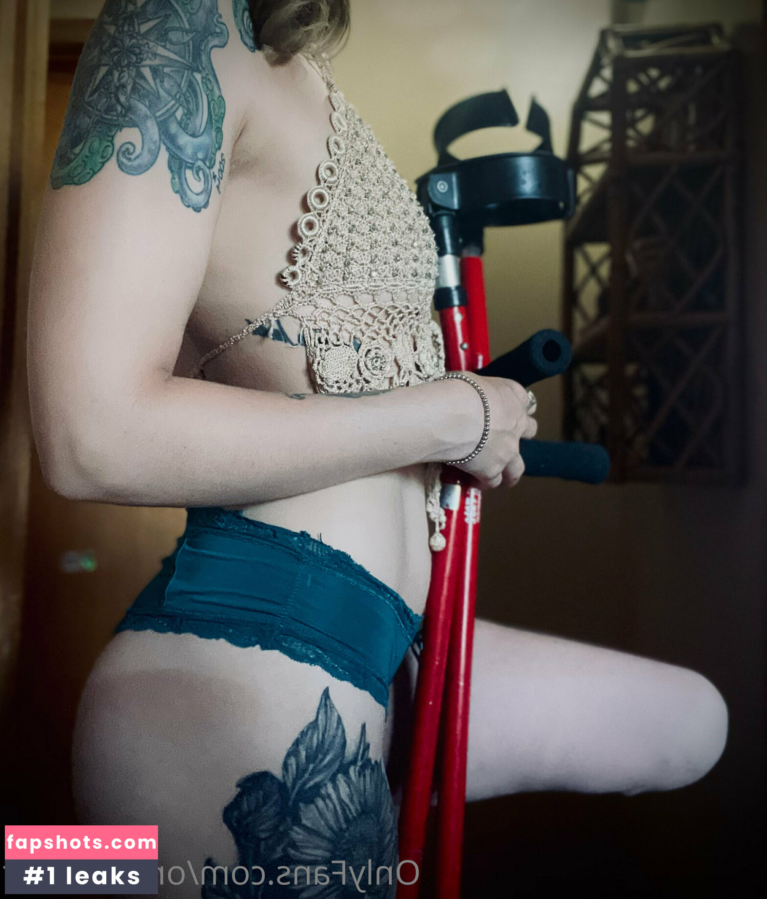 oneleglover gallery photo #11