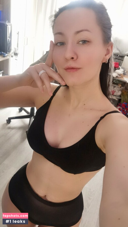 oniksiya sofinikum nsfw gallery photo #733