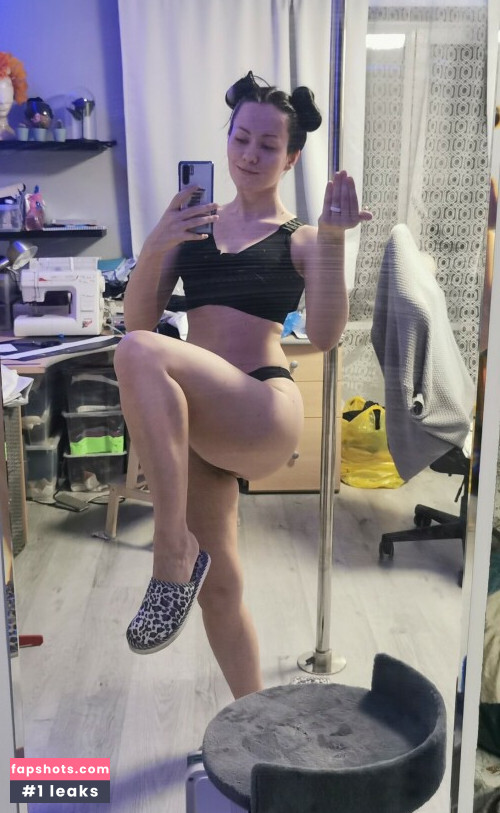 oniksiya sofinikum nsfw gallery photo #748