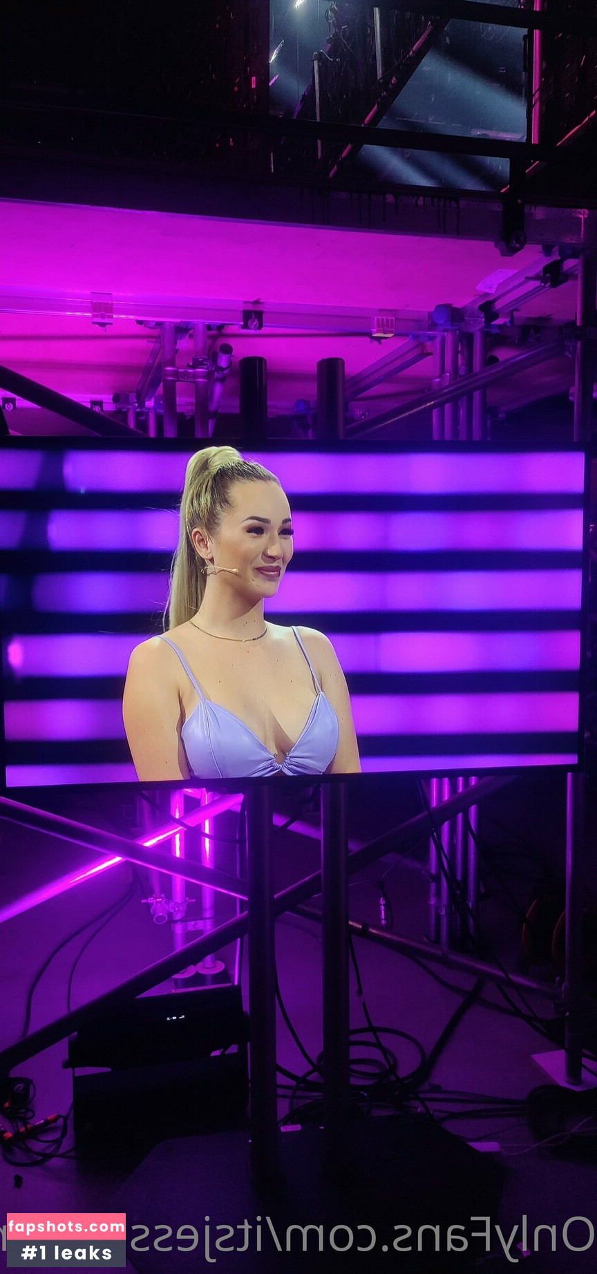 onlyjennesse gallery photo #7