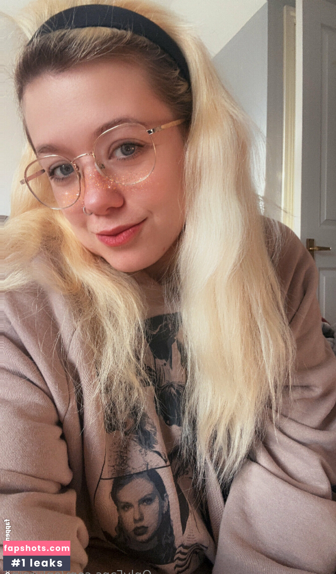 onlyraine gallery photo #5