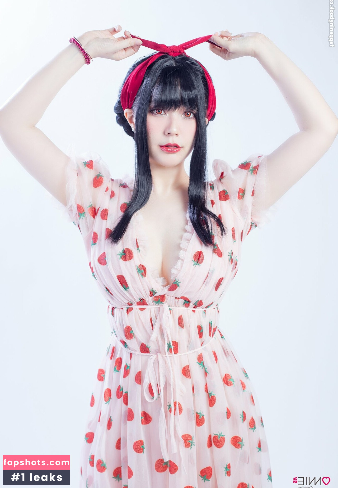 OnniesM gallery photo #24