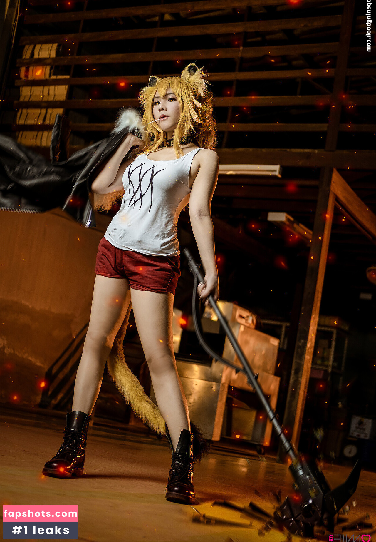 OnniesM gallery photo #37