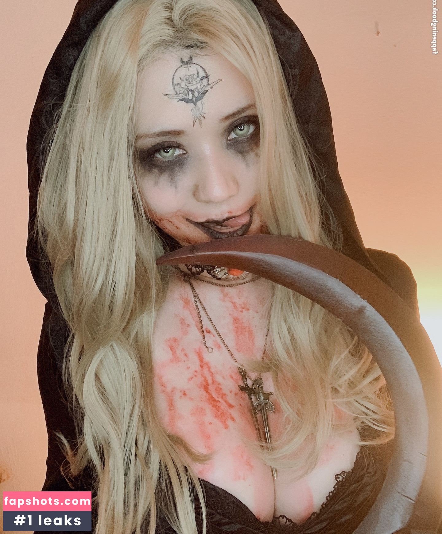 OnniesM gallery photo #57