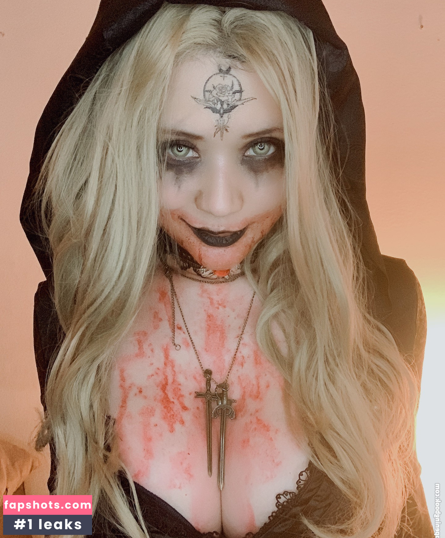 OnniesM gallery photo #63