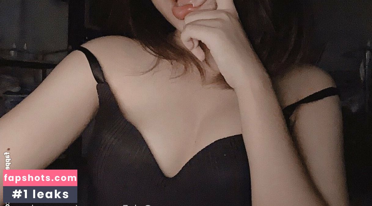 onyour_bunny gallery photo #25