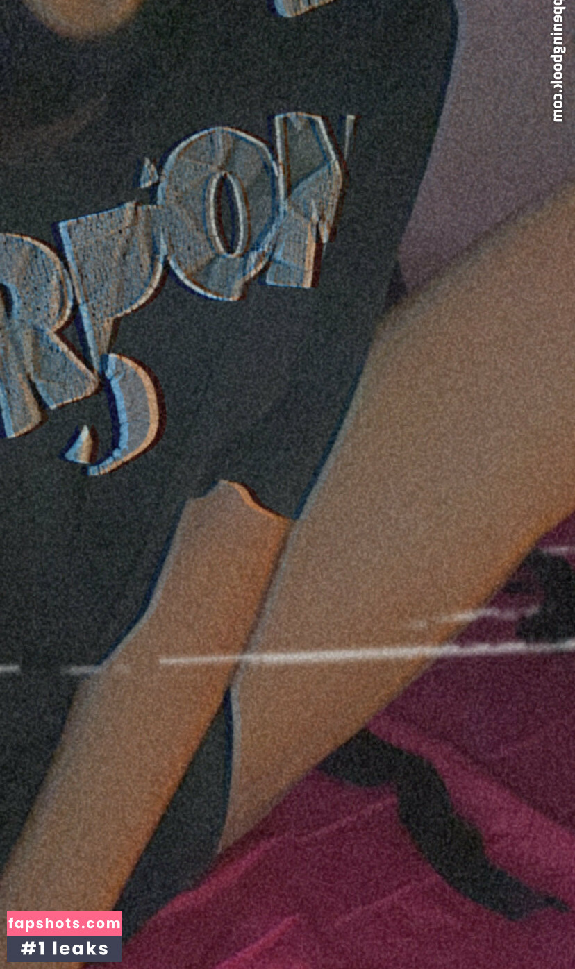 onyour_bunny gallery photo #32