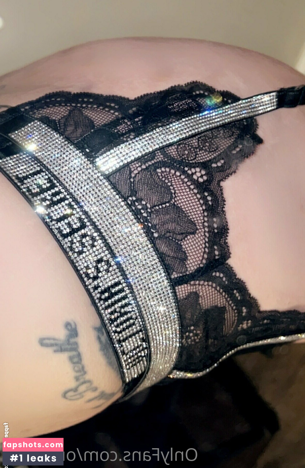 onyxjade gallery photo #5