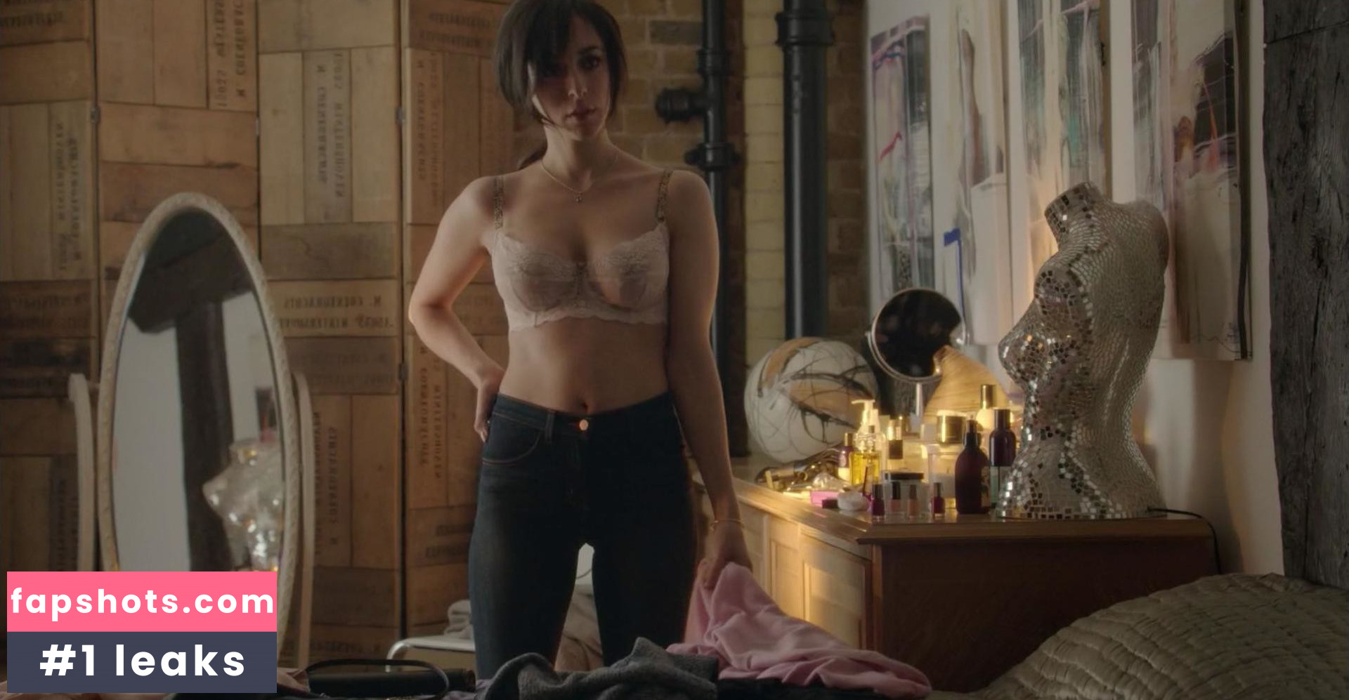 Oona Chaplin gallery photo #55