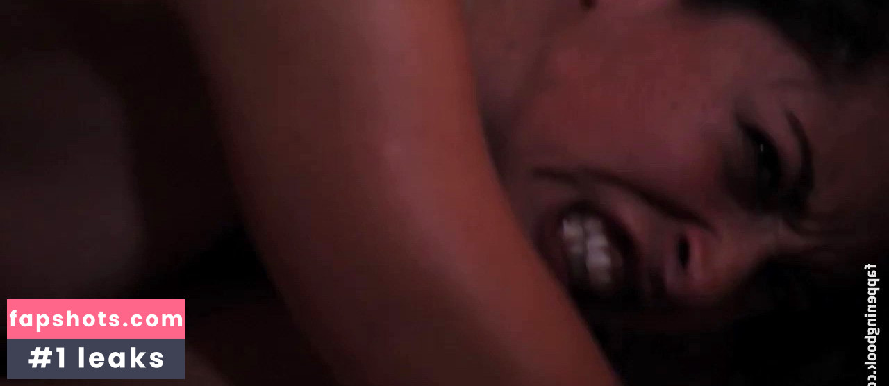 Oona Chaplin gallery photo #85