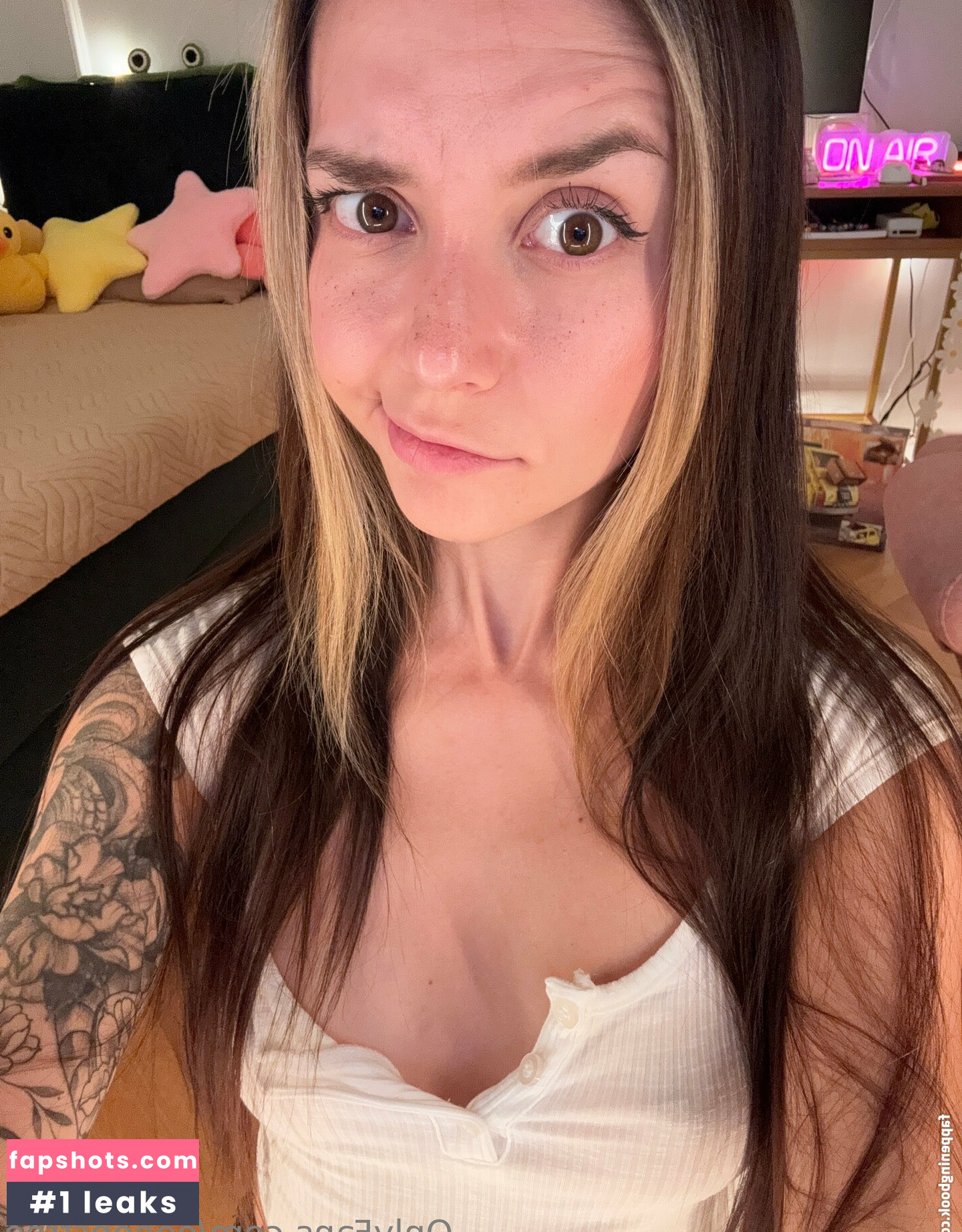 oooopsfree gallery photo #16