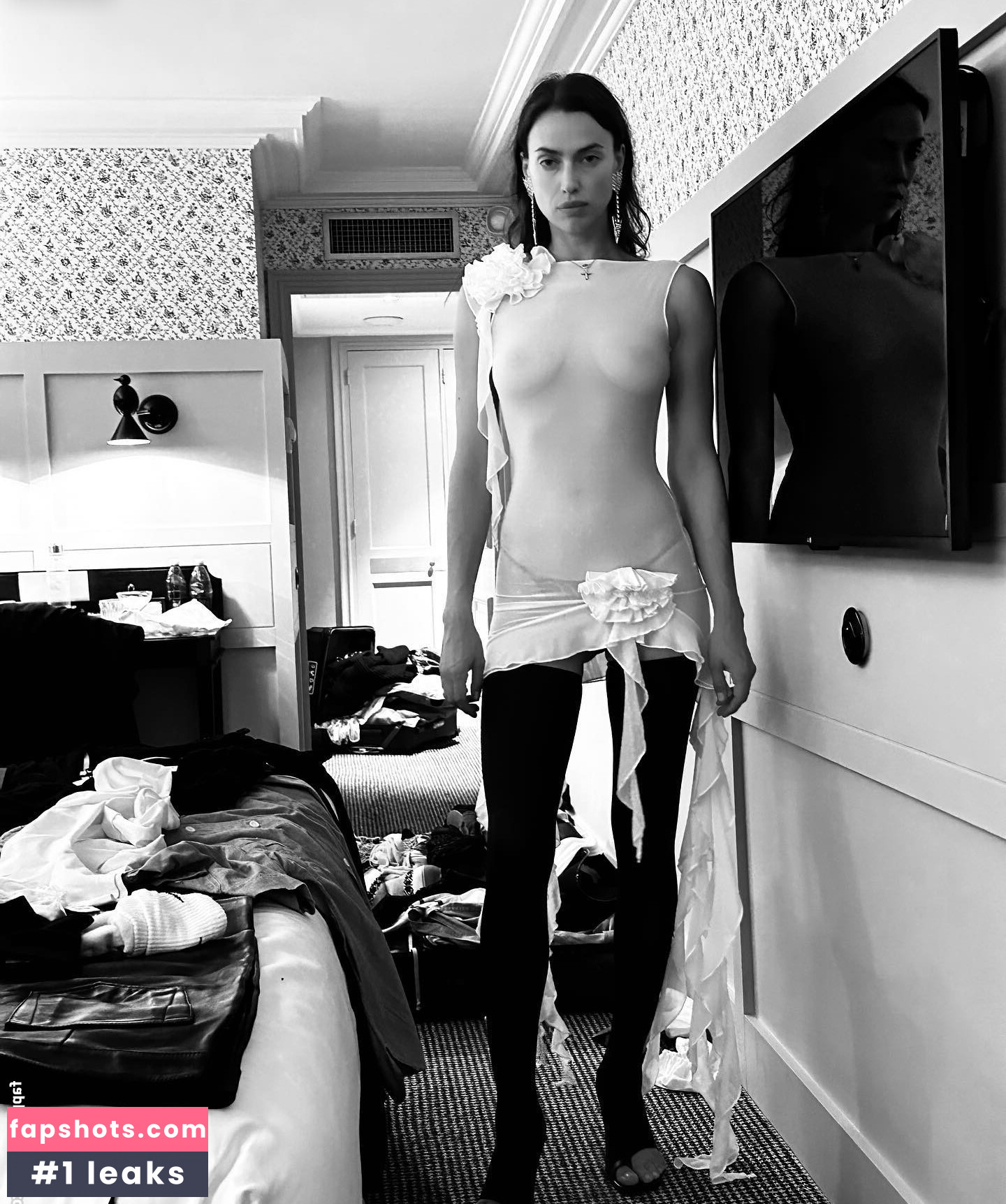 OOPS!!! International gallery photo #1047