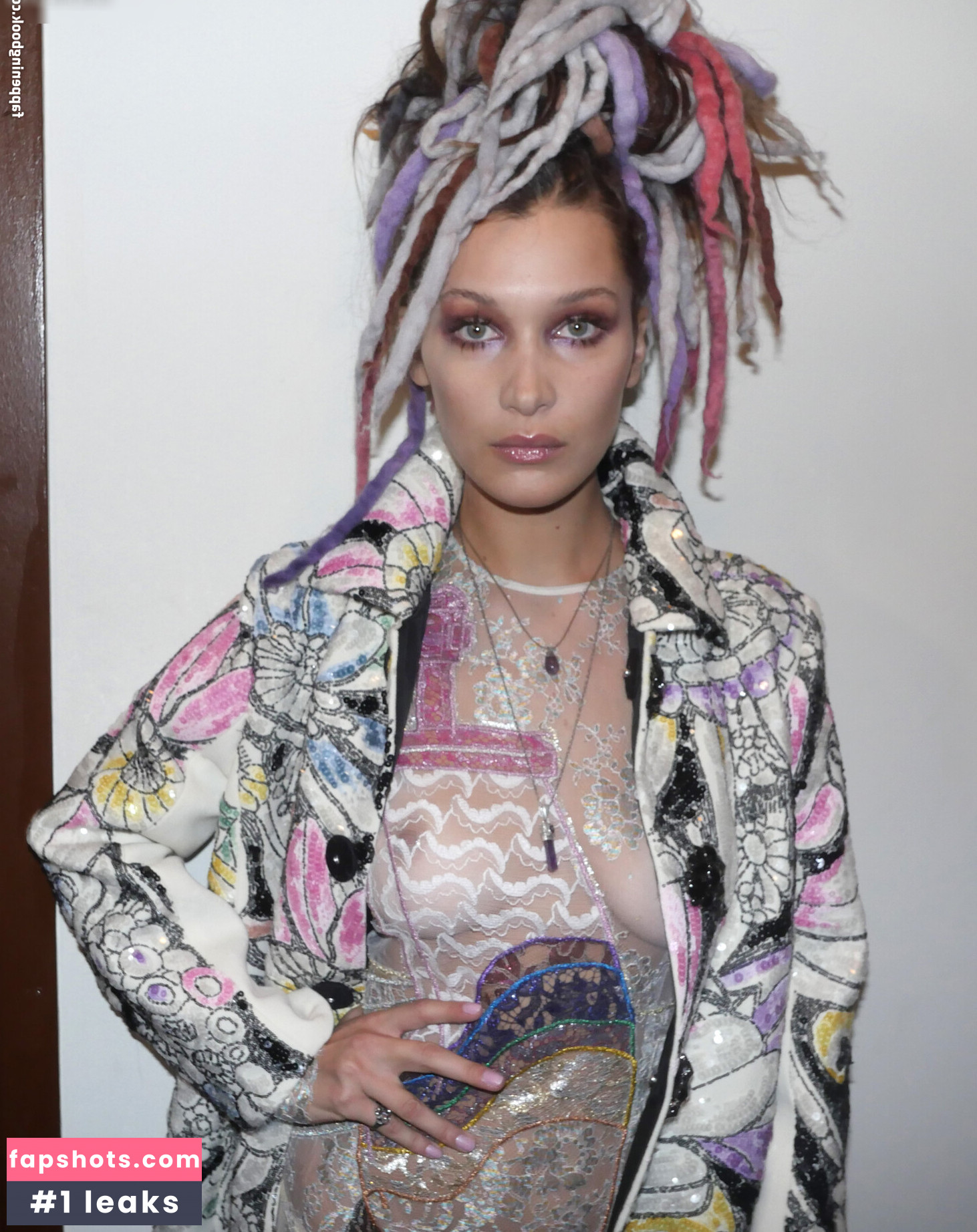 OOPS!!! International gallery photo #1059