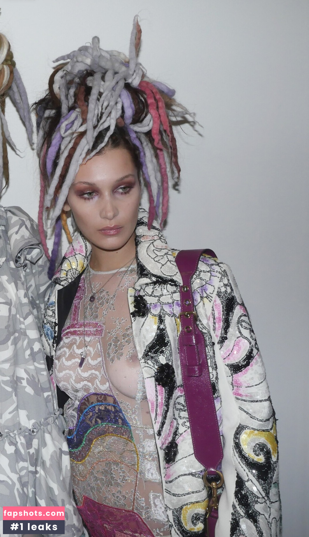 OOPS!!! International gallery photo #1060