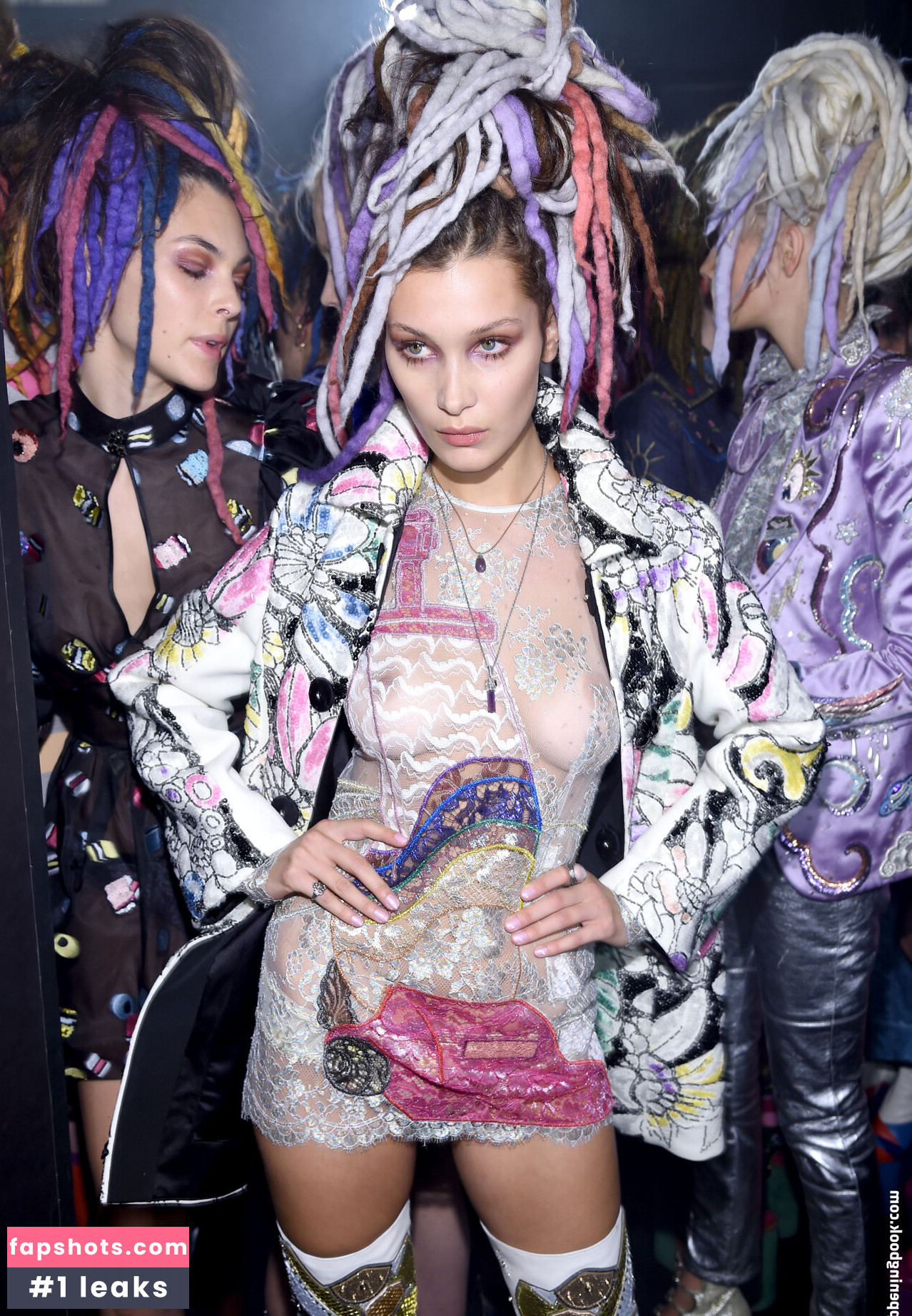 OOPS!!! International gallery photo #1066