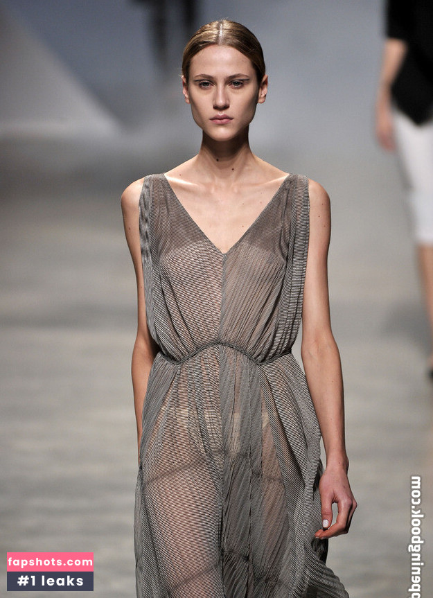 OOPS!!! International gallery photo #1073