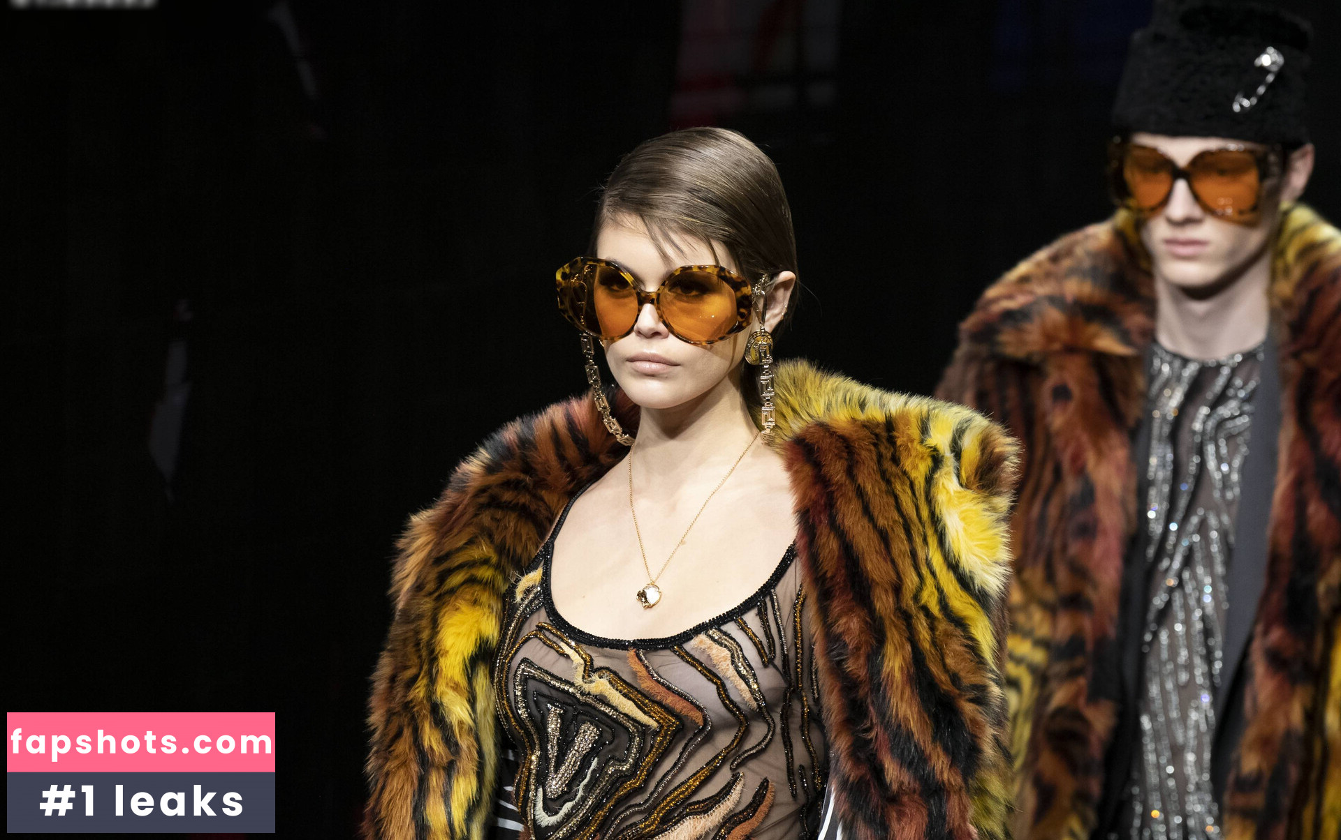 OOPS!!! International gallery photo #1123