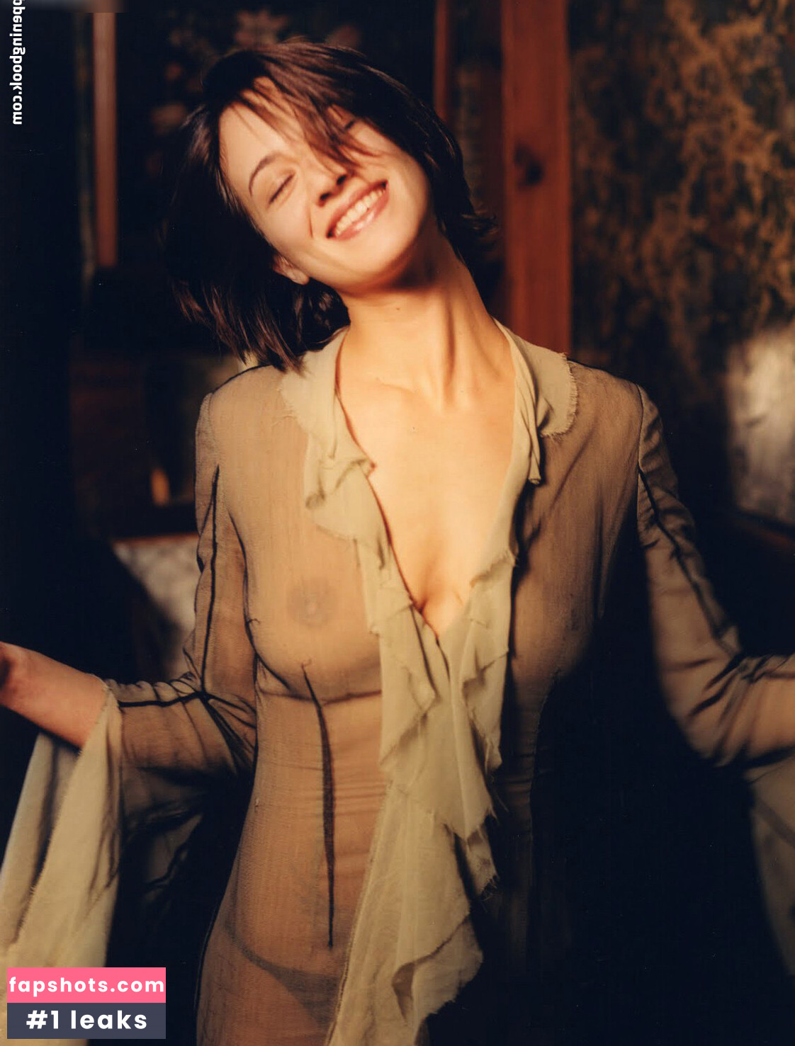 OOPS!!! International gallery photo #1194