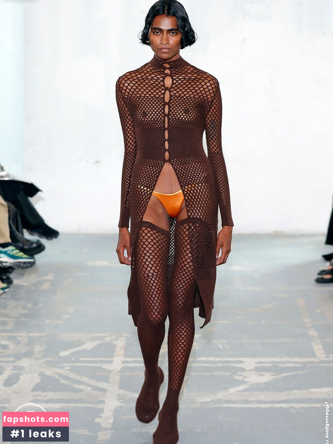 OOPS!!! International gallery photo #1226