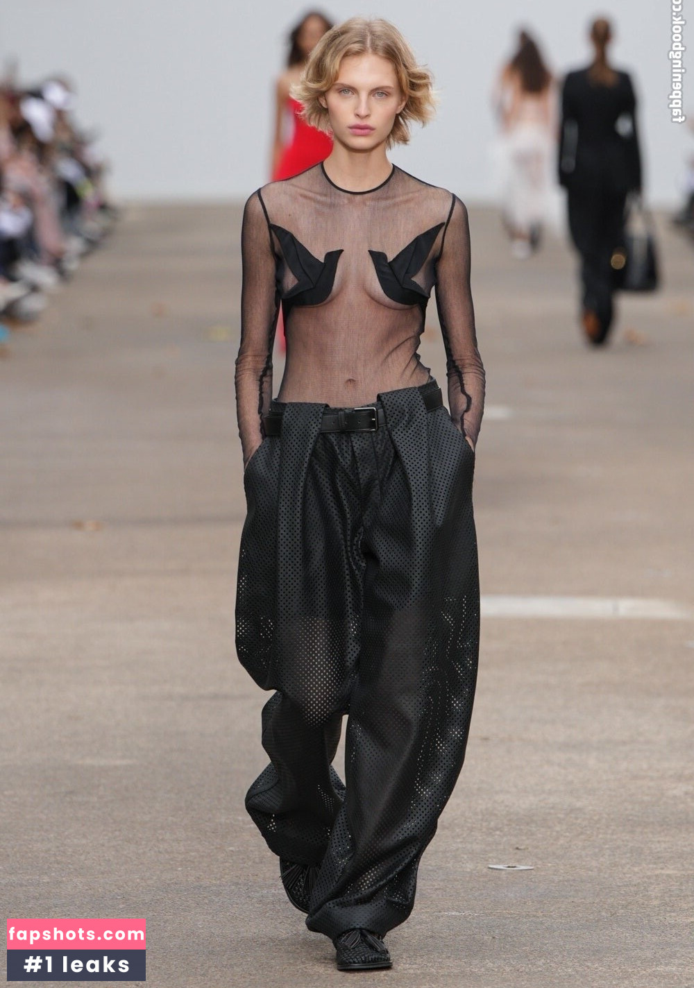 OOPS!!! International gallery photo #1229