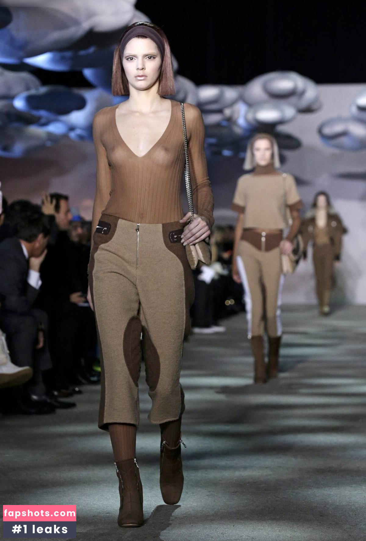 OOPS!!! International gallery photo #1259