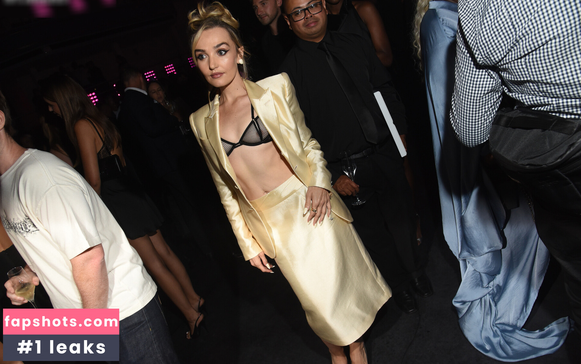 OOPS!!! International gallery photo #1371