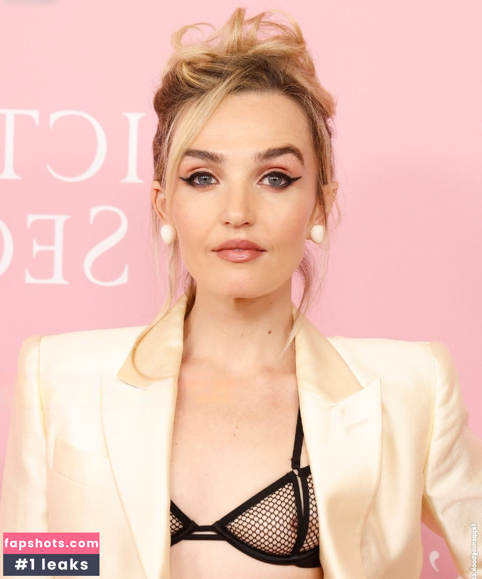 OOPS!!! International gallery photo #1375