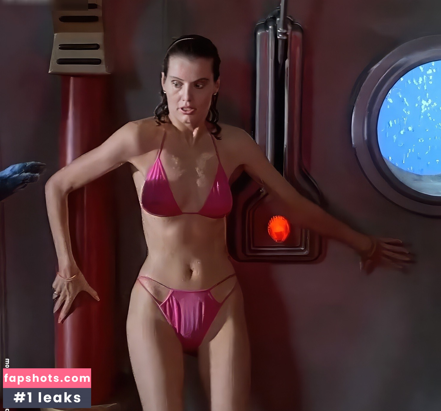 OOPS!!! International gallery photo #1597