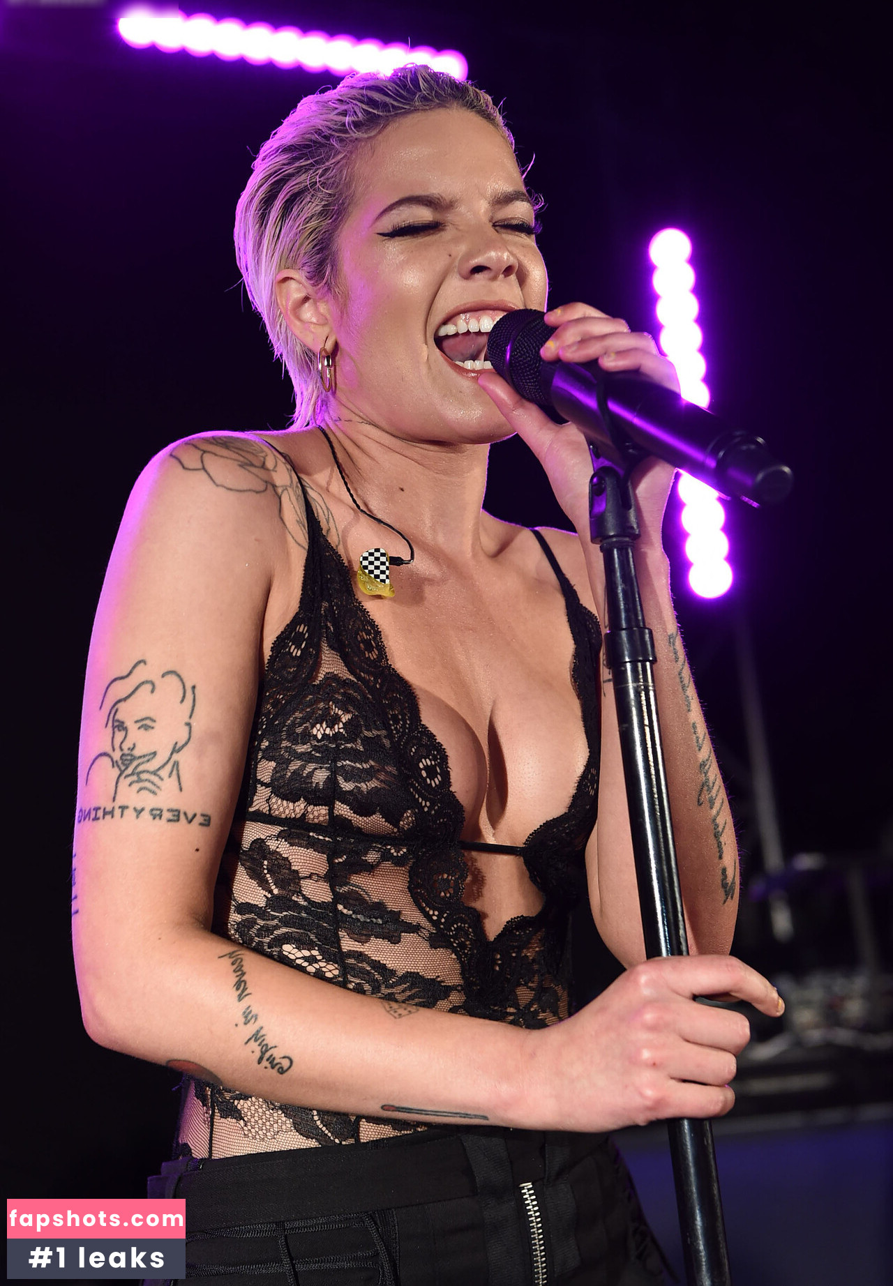 OOPS!!! International gallery photo #232