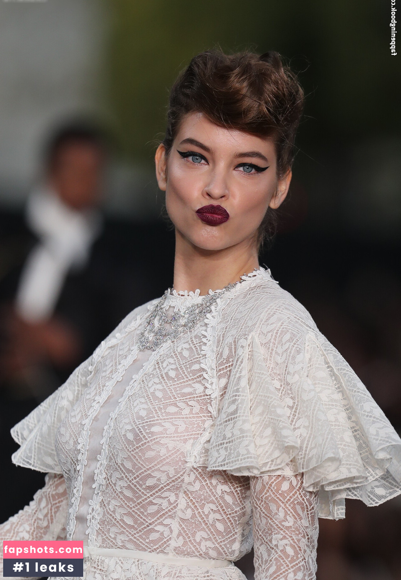 OOPS!!! International gallery photo #387