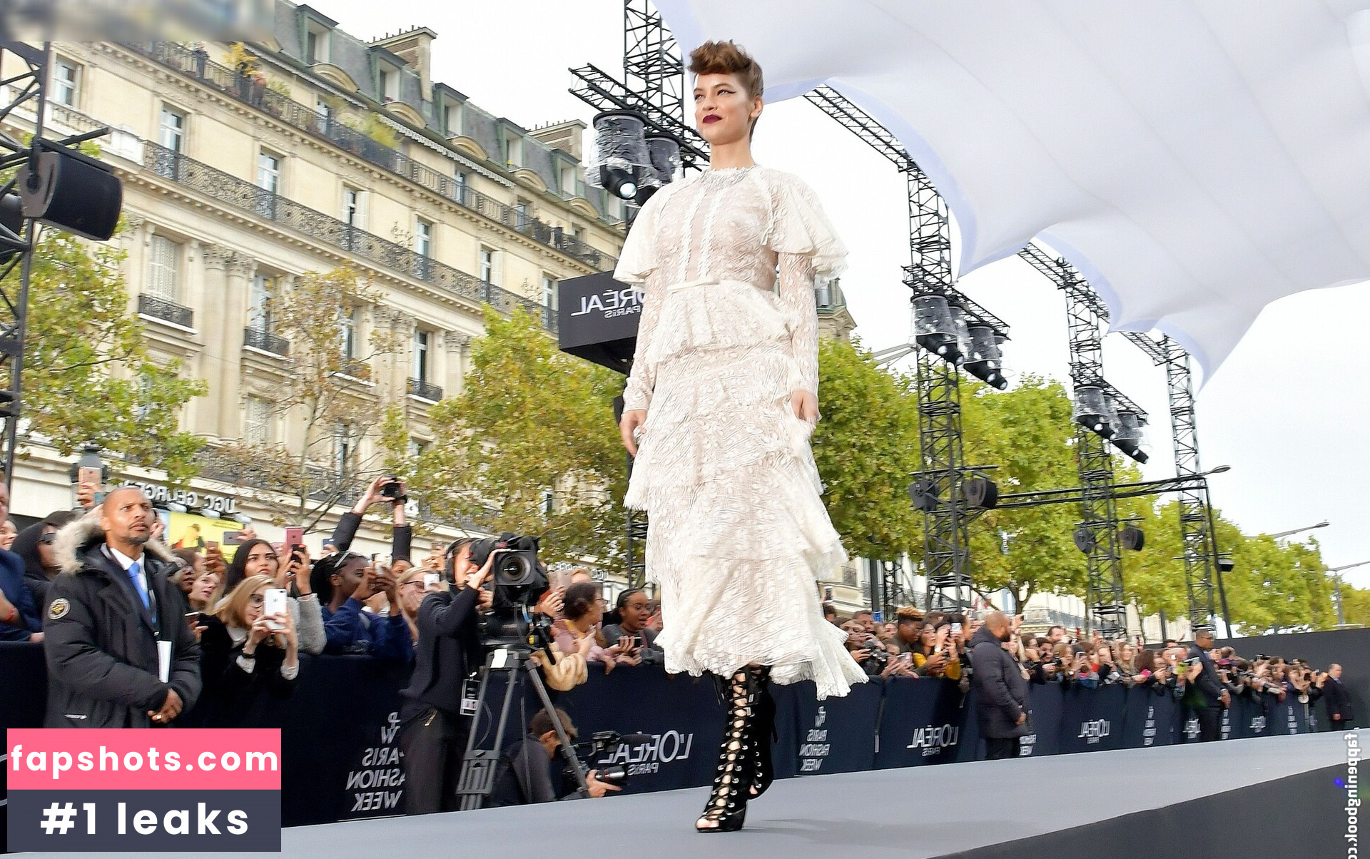 OOPS!!! International gallery photo #388