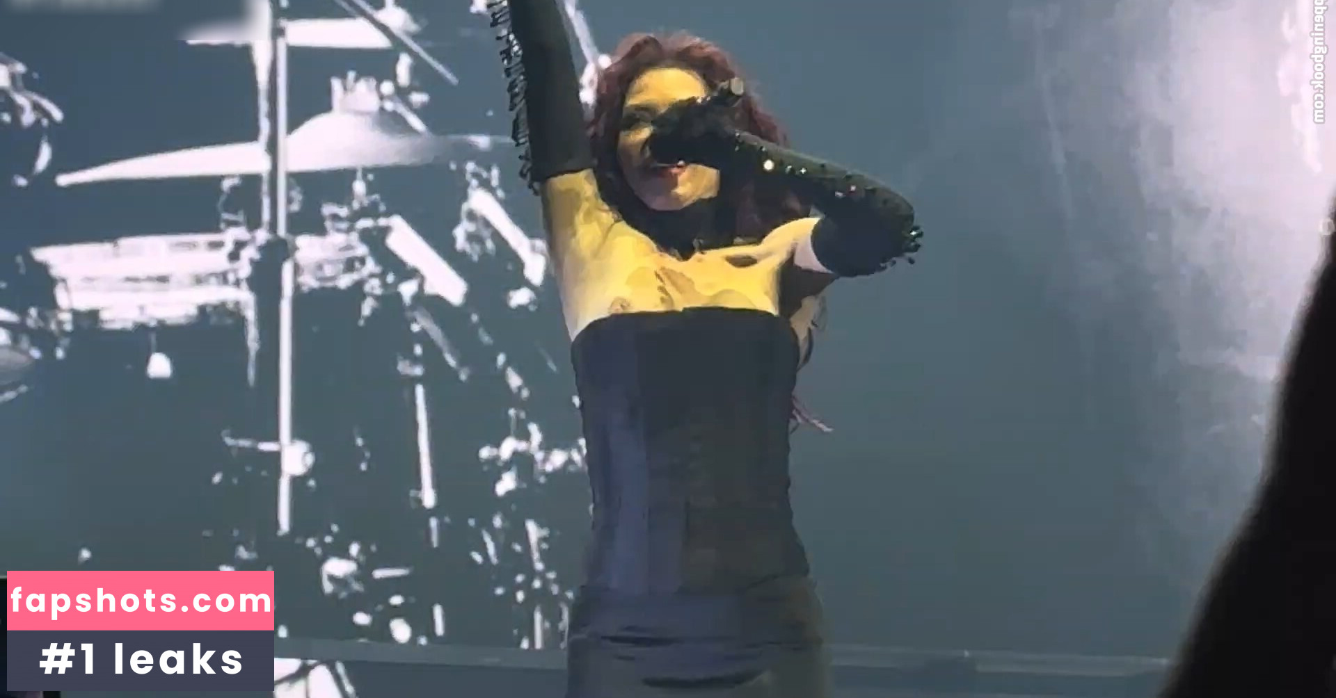 OOPS!!! International gallery photo #404