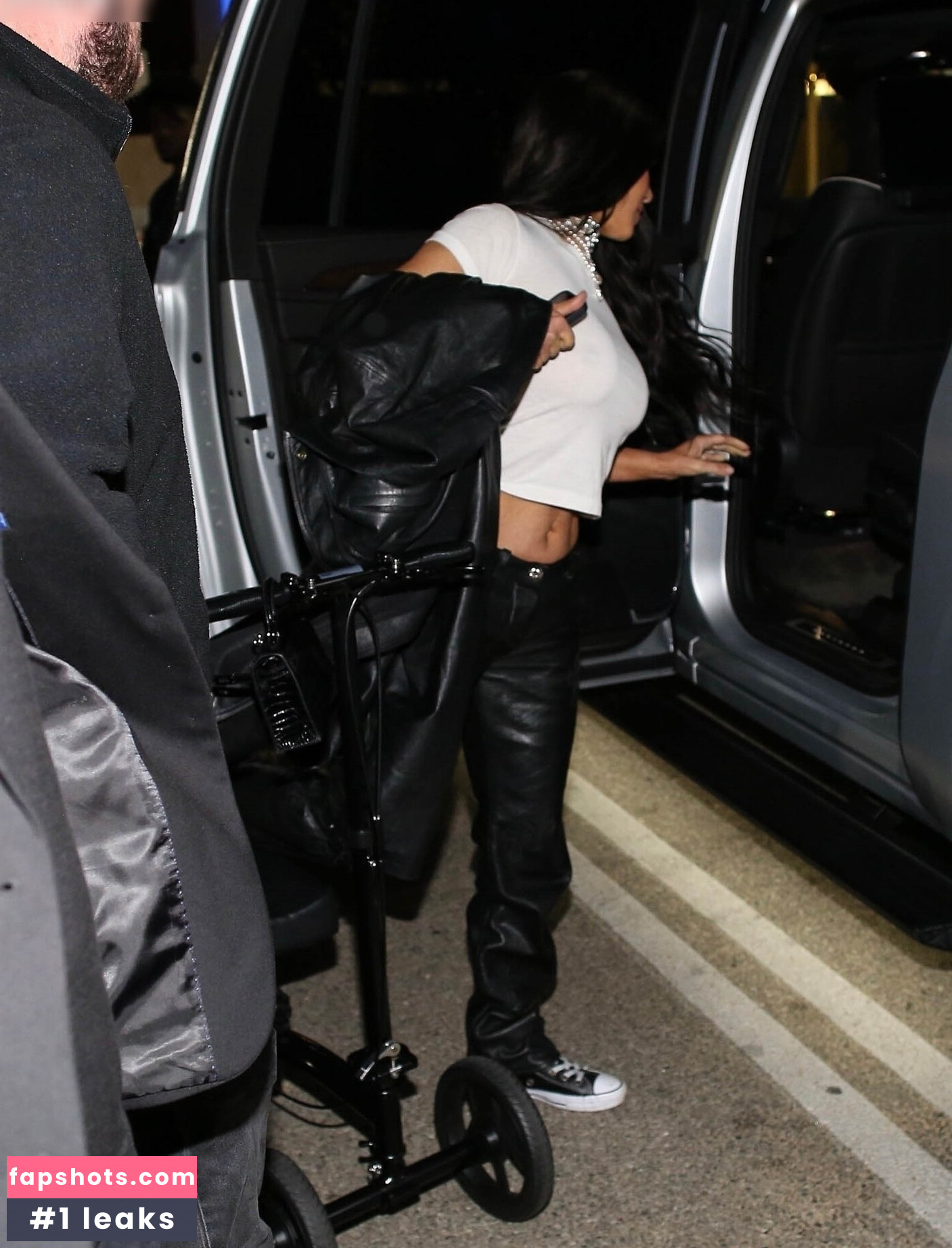 OOPS!!! International gallery photo #433