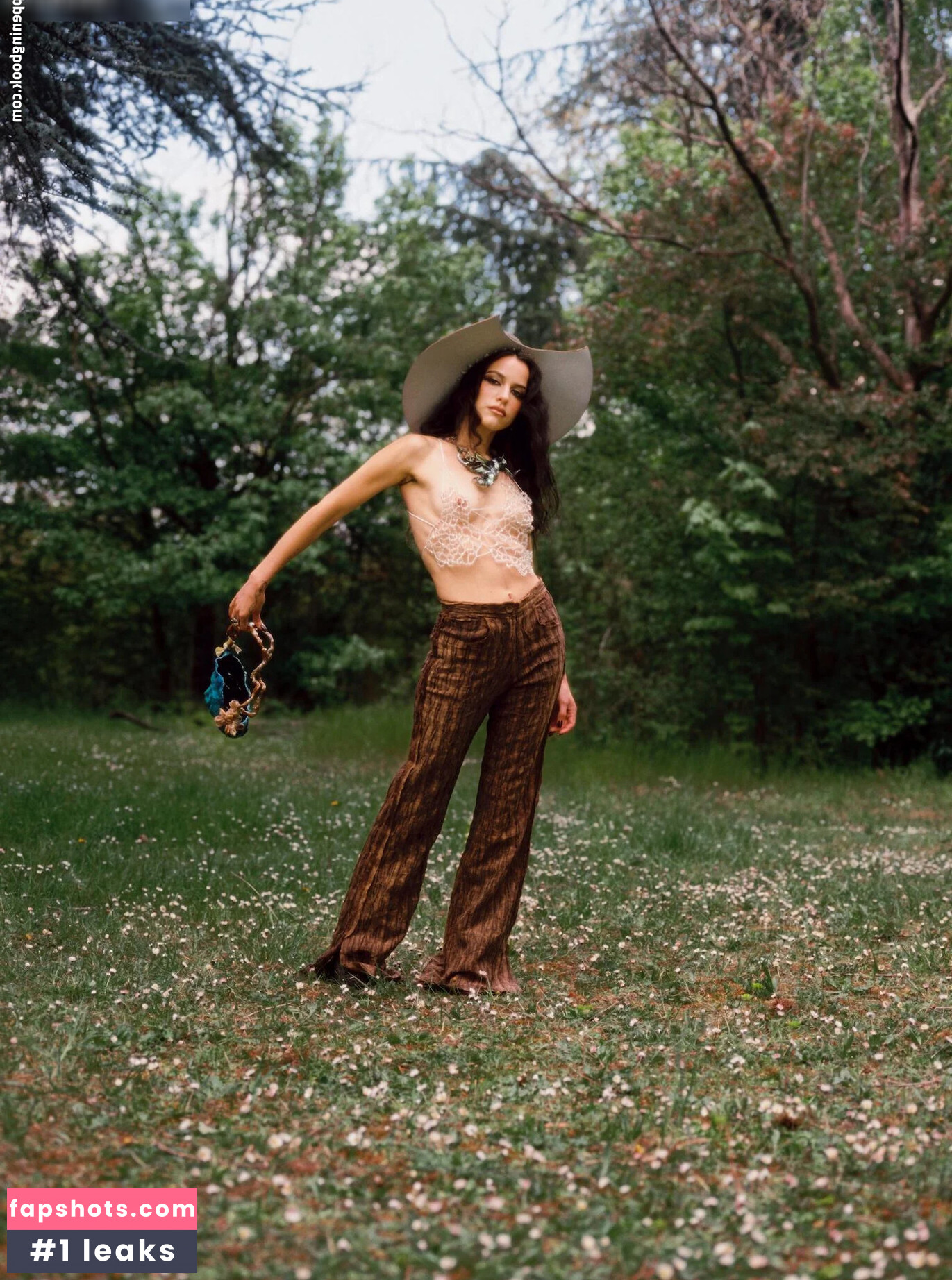 OOPS!!! International gallery photo #495