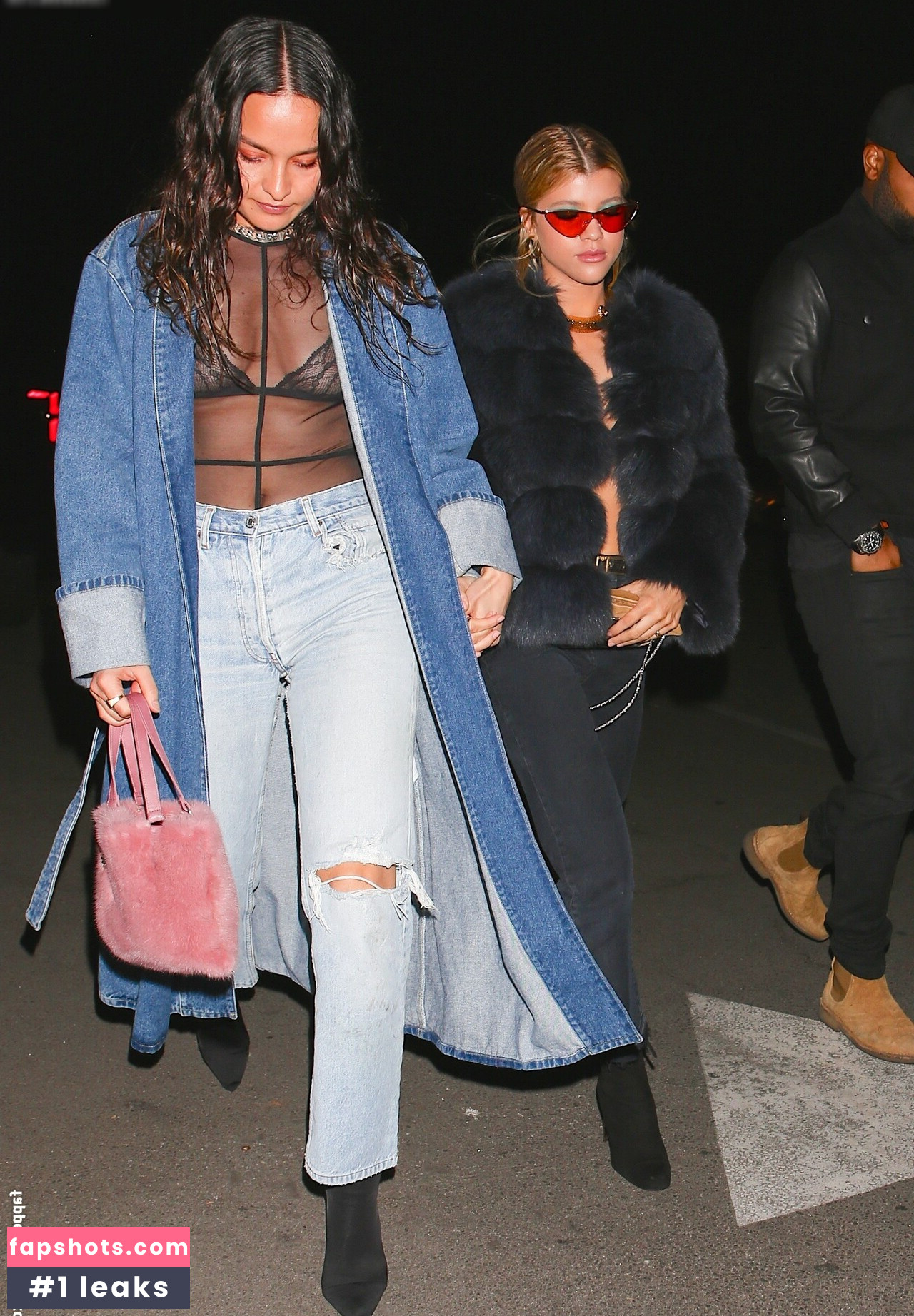 OOPS!!! International gallery photo #544