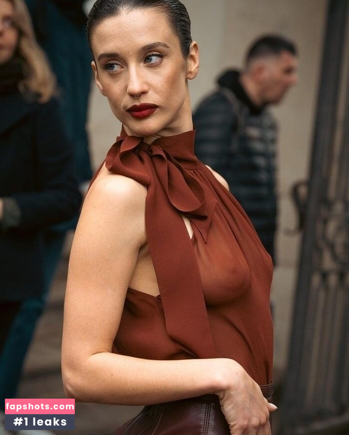 OOPS!!! International gallery photo #569