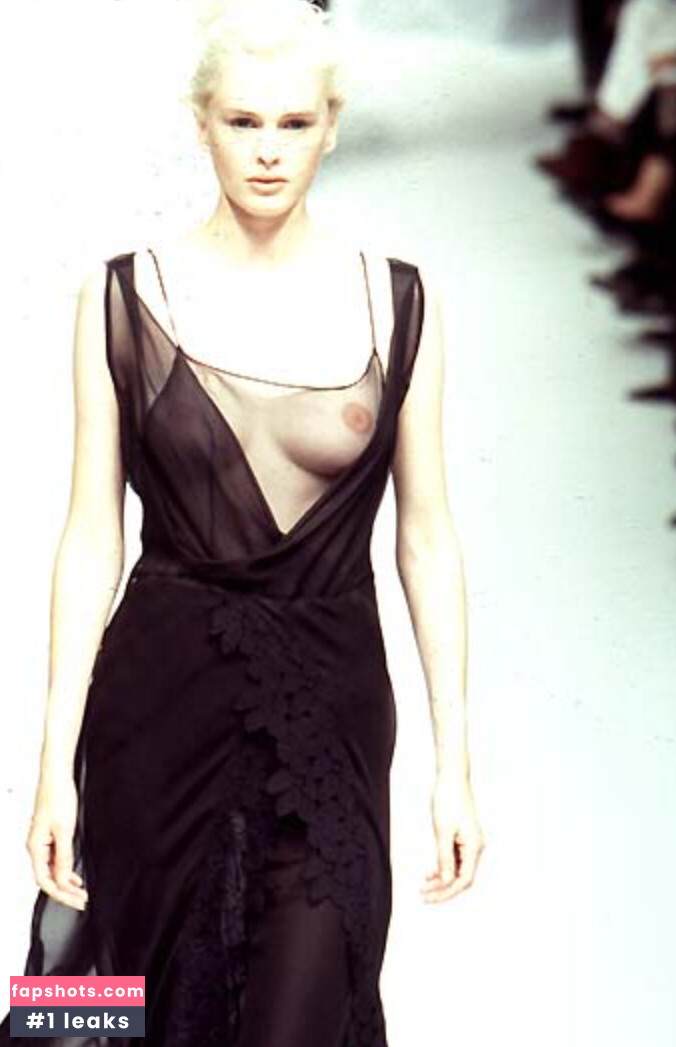 OOPS!!! International gallery photo #620