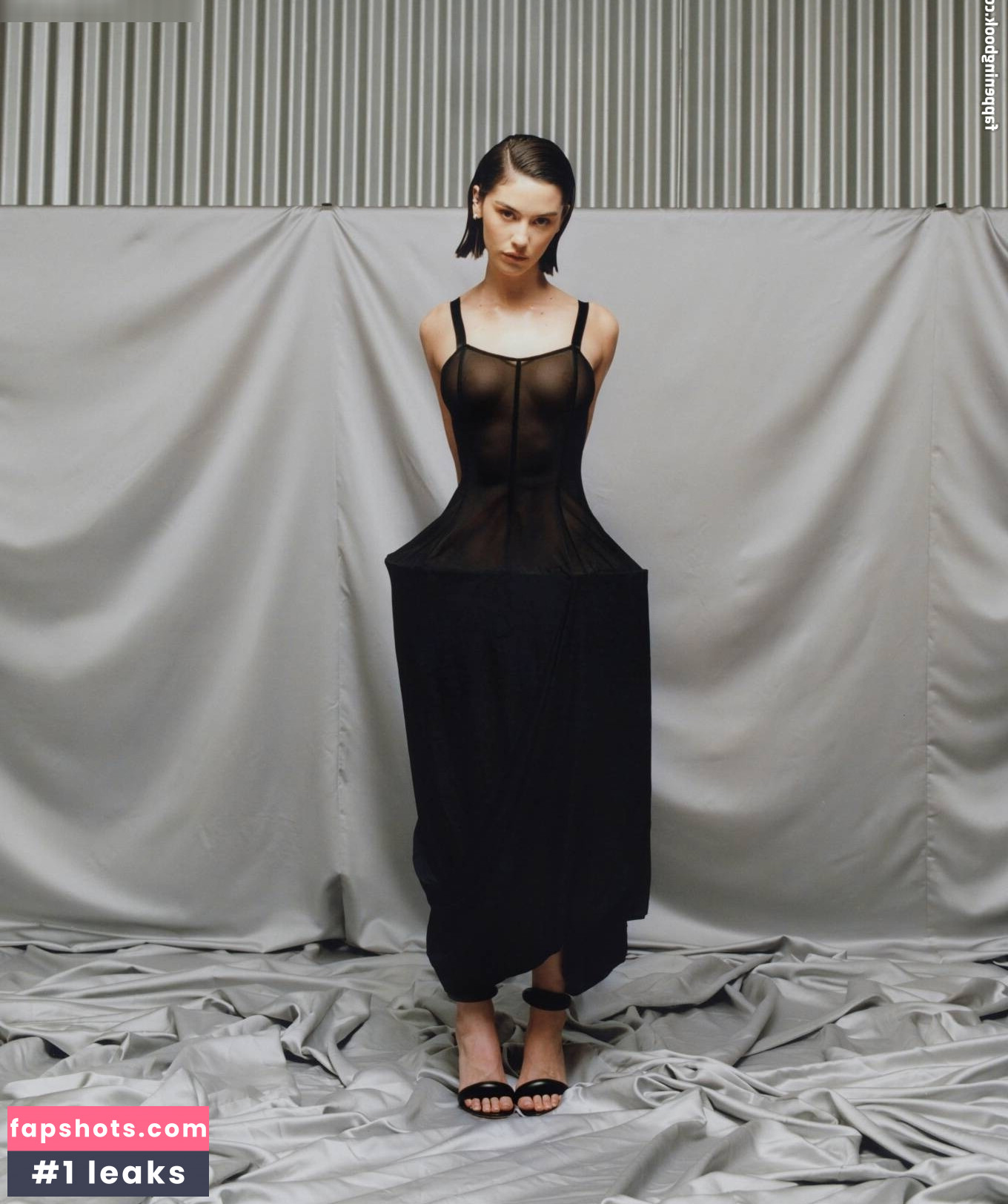 OOPS!!! International gallery photo #647