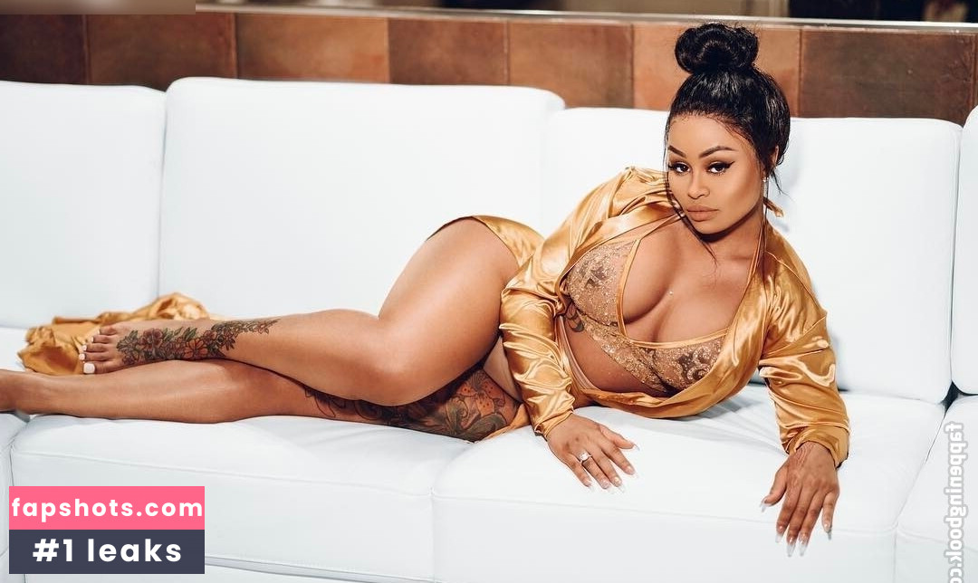 OOPS!!! International gallery photo #678