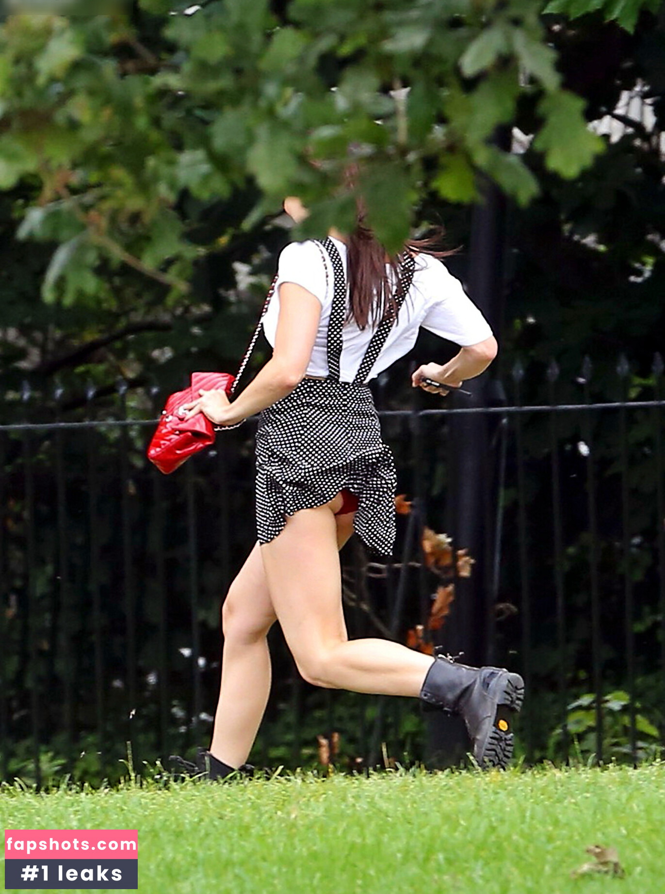 OOPS!!! International gallery photo #680