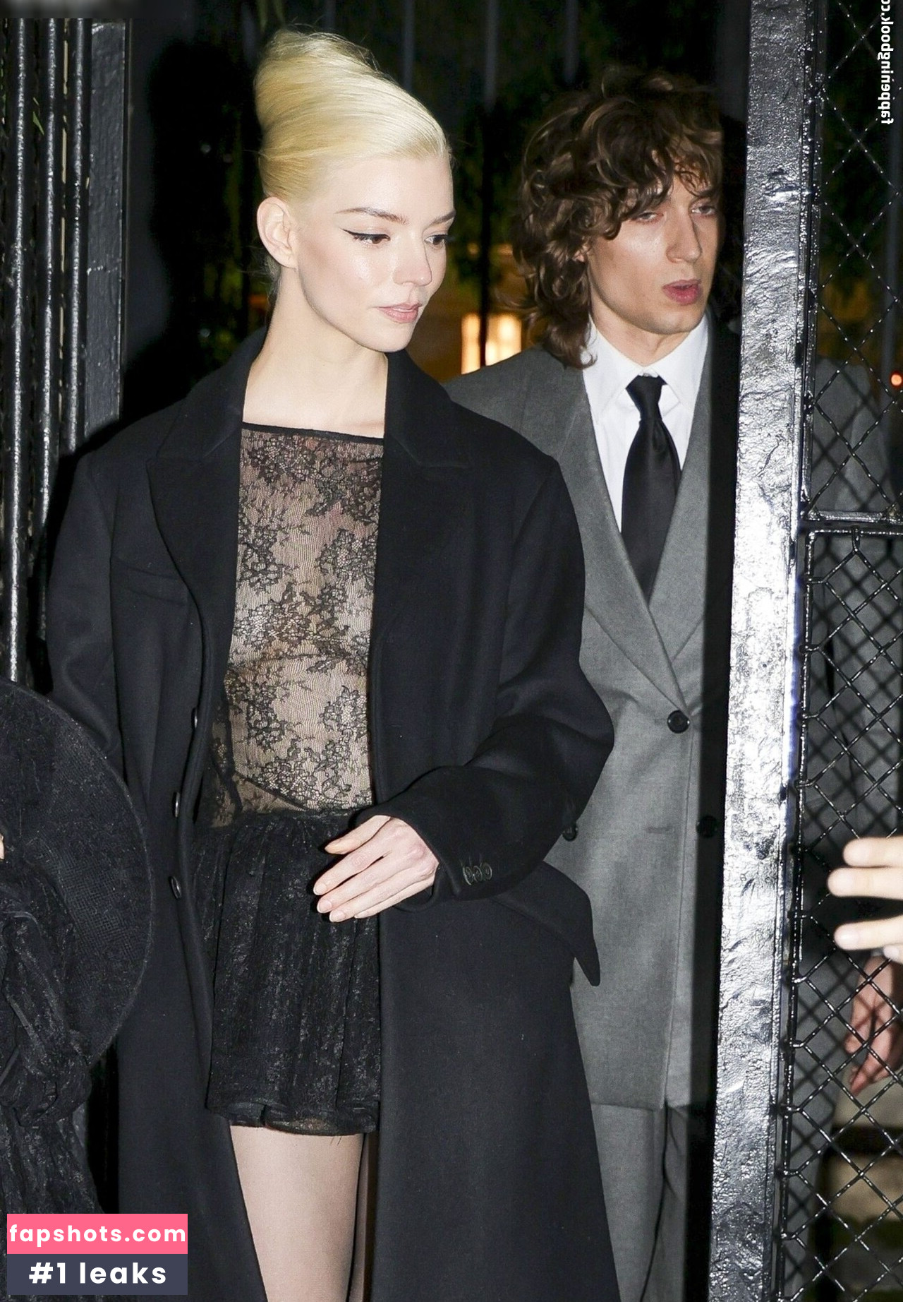 OOPS!!! International gallery photo #735