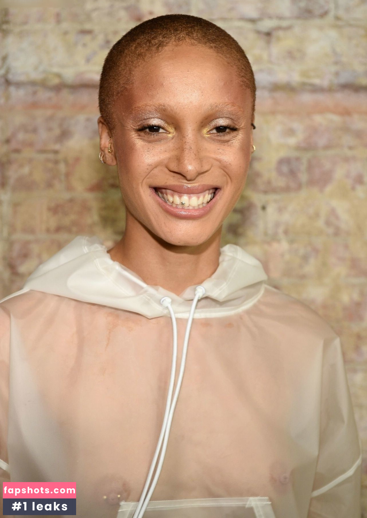 OOPS!!! International gallery photo #793